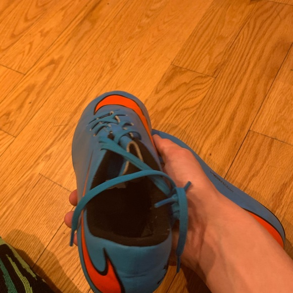 Nike hypervenom blue and orange (rare) - Picture 5 of 6